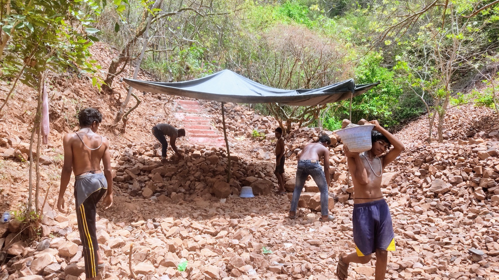 A photograph of the work at Amaralingeshwara Kona, 1 May 2023.